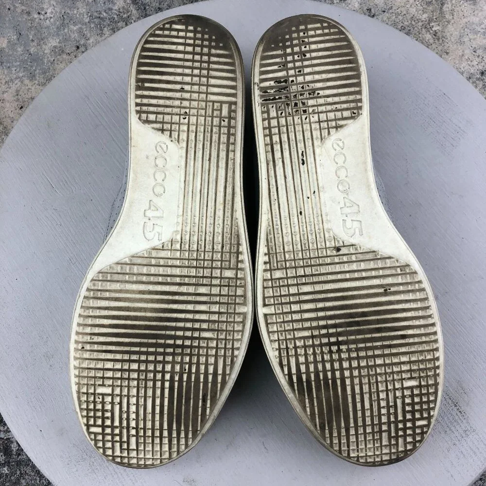 Ecco Men's Size 11-11.5 Cathum 2.0 Slip On Grey Leather Suede Loafers Shoes